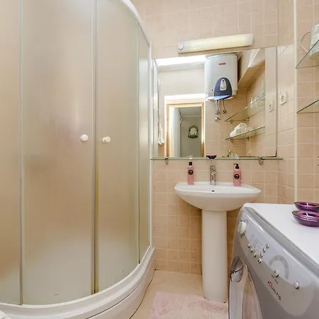 Superior Stunning Gravosa With A Free Parking 3*