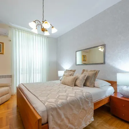 Πανσιόν Superior Stunning Gravosa With A Free Parking Ντουμπρόβνικ