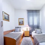 Πανσιόν Superior Stunning Gravosa With A Free Parking Ντουμπρόβνικ