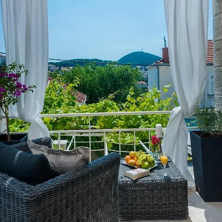 Superior Stunning Gravosa With A Free Parking Dubrovnik