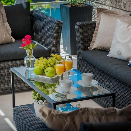 Superior Stunning Gravosa With A Free Parking Guest house 3*