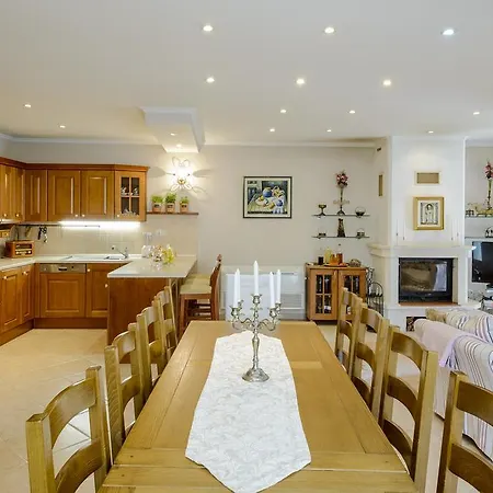 Superior Stunning Gravosa With A Free Parking Guest house 3*