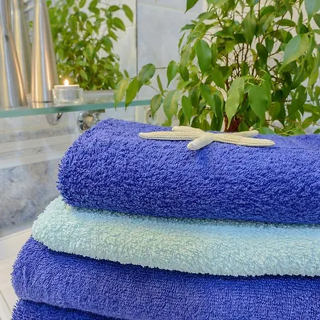 Superior Stunning Gravosa With A Free Parking