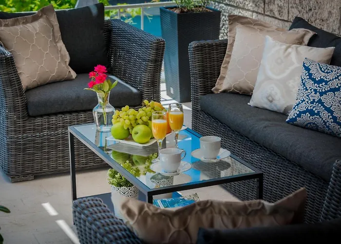 Superior Stunning Gravosa With A Free Parking Pensjonat 3*